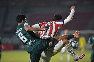 Super League: Ακλόνητος στην πρώτη τετράδα ο Λεβαδειακός