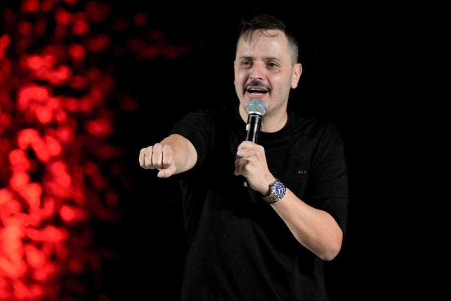 Τσουβέλας μετά την ανάρτηση για τον «influencer Χριστό»: «Δεν μετανιώνω για τη δήλωσή μου»