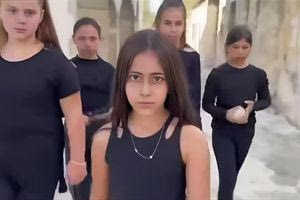 (ΒΙΝΤΕΟ) Οι κινητοποιήσεις των αγροτοκτηνοτρόφων «εμπόδισαν» μαθητές να βραβευτούν στην Αθήνα