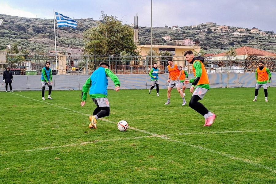 Γ’ Εθνική: Αναχωρεί για τη Μύκονο ο Γιούχτας