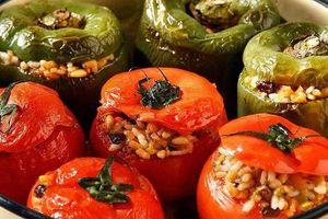 Taste Atlas: Τα γεμιστά στο top 10 με τα καλύτερα φαγητά λαχανικών στον κόσμο για το 2026