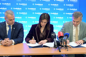 (ΦΩΤΟ & ΒΙΝΤΕΟ) CrediaBank: Το πρώτο κατάστημα Νέας Εμπειρίας στην Κρήτη ανοίγει τις πόρτες του στο Ηράκλειο