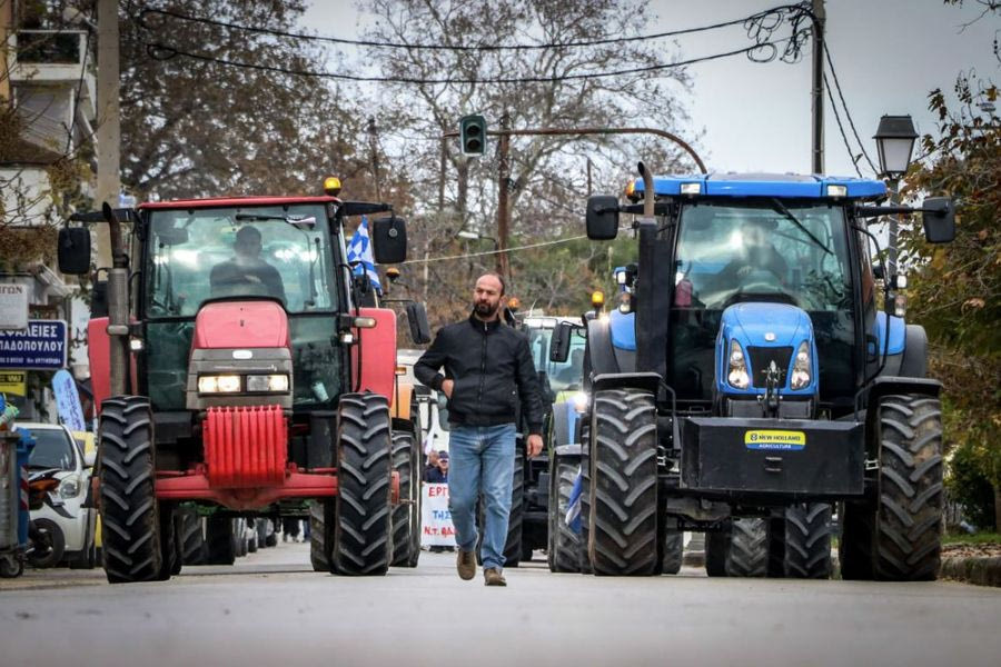 Αγρότες: Κλειστός επ’ αόριστον για φορτηγά ο Προμαχώνας – Μπλόκο και στο ρεύμα προς Θεσσαλονίκη στα Μάλγαρα