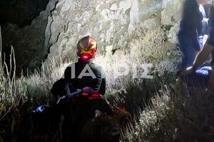 ΦΩΤΟ: Σοβαρά τραυματισμένος ο 40χρονος στο φαράγγι του Αμπά- Σε εξέλιξη η διάσωση του