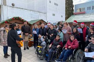Τα παιδιά του Ε.Ε.Ε.ΕΚ. Τυμπακίου γέμισαν το Δημαρχείο Φαιστού με κάλαντα και ευχές
