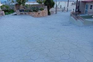 Δήμος Φαιστού: Σε εξέλιξη οι εργασίες τοποθέτησης σταμπωτών δαπέδων και στο Κλήμα