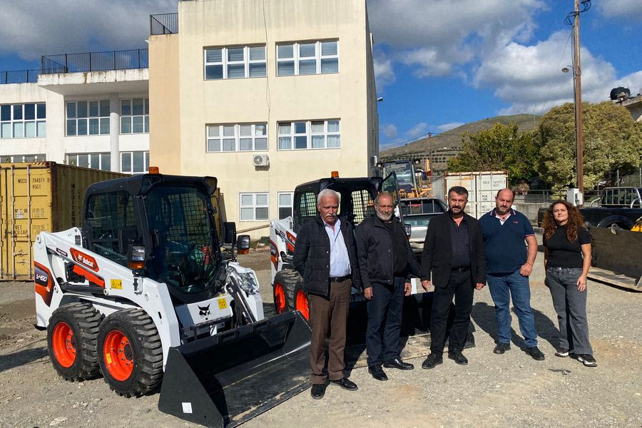 Με δύο νέα μηχανήματα έργου ενισχύθηκε ο στόλος οχημάτων του Δήμου Γόρτυνας