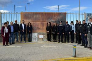 Θύματα τροχαίων ατυχημάτων: Πλακέτα στη μνήμη του συνταξιούχου αστυνομικού Χαρ. Σκουλά στην παραλιακή