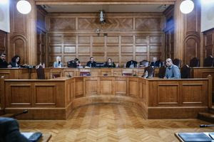 Μαγειρίας στην εξεταστική για τον ΟΠΕΚΕΠΕ: Από αναγκαστική απαλλοτρίωση τα χρήματα για τη Ferrari – Τα 300.000 από γονική παροχή και τα 25.000 από τζόκερ