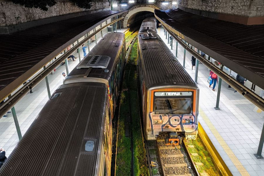 Νεκρός ο άνδρας που έπεσε στις ράγες στον ΗΣΑΠ