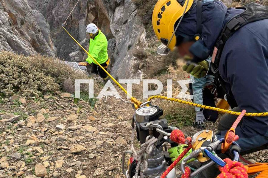 (ΒΙΝΤΕΟ & ΦΩΤΟ) Τραγωδία στο φαράγγι του Αμπά: Στα χέρια των διασωστών της ΕΜΑΚ ξεψύχησε ο 40χρονος
