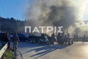 (ΦΩΤΟ): Έκλεισαν συμβολικά τον κόμβο της Αγίας Βαρβάρας οι αγρότες