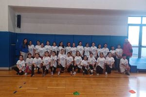 Με τουρνουά μίνι βόλεϊ έκλεισε την εορταστική χρονιά η ΑΘΛΕΣΗ