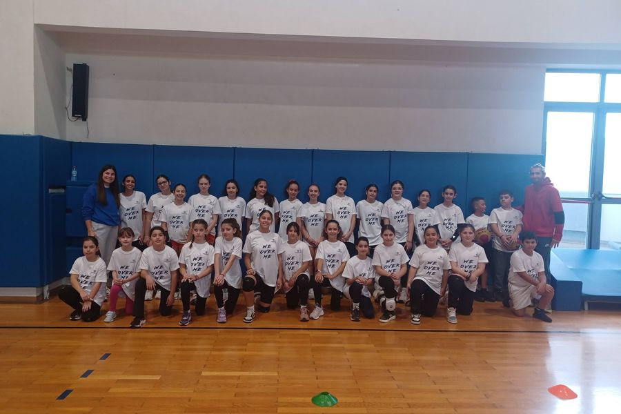 Με τουρνουά μίνι βόλεϊ έκλεισε την εορταστική χρονιά η ΑΘΛΕΣΗ