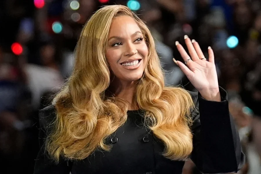 Η Μπιγιονσέ μπήκε στο κλαμπ των δισεκατομμυριούχων