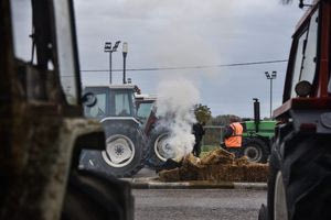 Αγρότες Βόρειας Ελλάδας: Ο αγώνας συνεχίζεται – Στο τραπέζι το κλείσιμο του αερολιμένα «Μακεδονία»