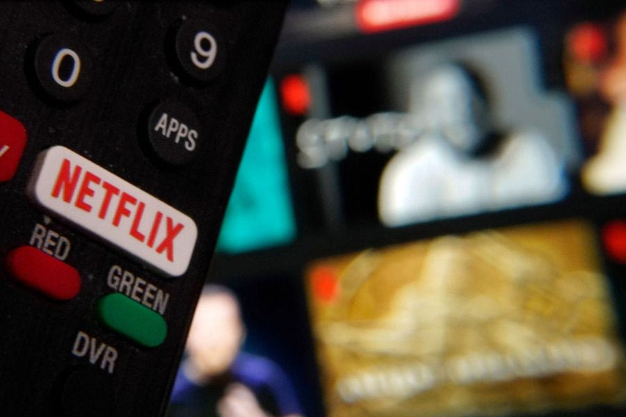 Η Warner Bros απορρίπτει την προσφορά εξαγοράς της Paramount – Προχωρά η συμφωνία με Netflix