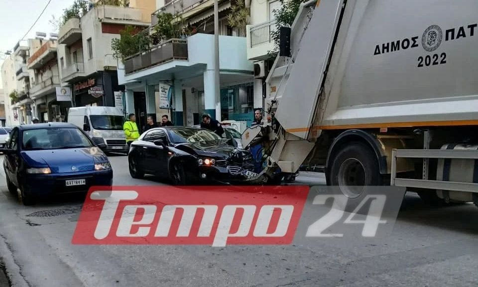 Πάτρα: Αυτοκίνητο «καρφώθηκε» σε σταθμευμένο απορριμματοφόρο