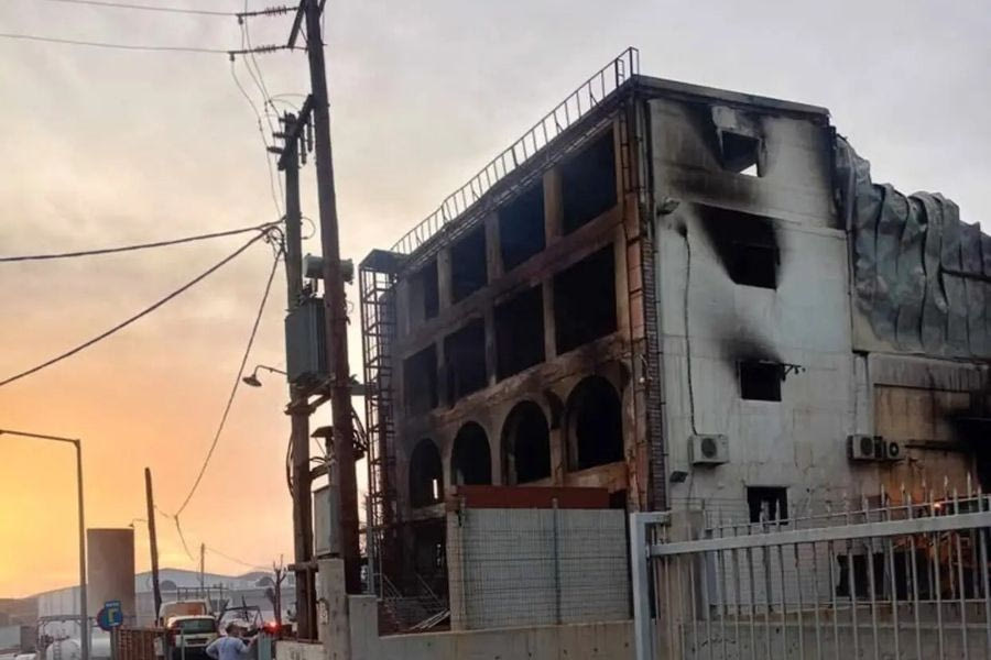 Πώς ένα μοτέρ προκάλεσε ζημιά 4 εκατομμυρίων ευρώ σε ένα εργοστάσιο: Τι αναφέρει ο ιδιοκτήτης στο patris