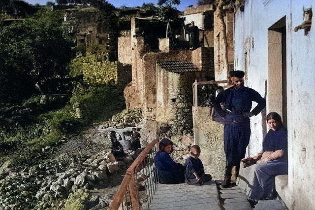 Γειτονιά στην Κρήτη, το 1911