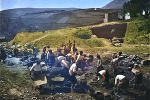 Εργάτες σε ανασκαφή στην Κνωσό