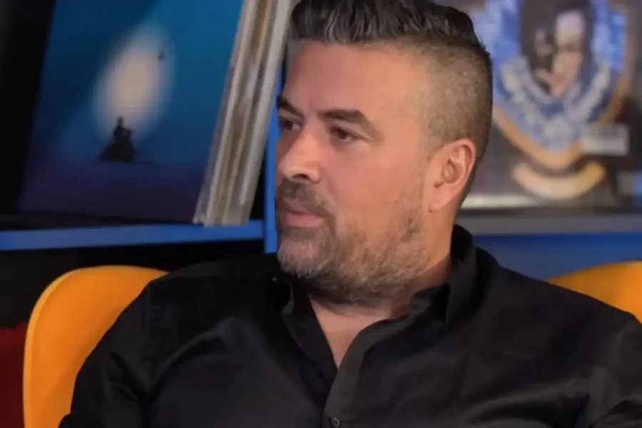 Γιάννης Αϊβάζης: «Είχα διαγνωστεί με σπάνια μορφή καρκίνου – Θυμάμαι τους γονείς μου να κλαίνε»