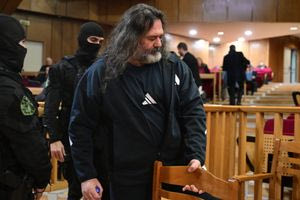 Δίκη Χρυσής Αυγής: “Όσο λιγότερες αναστολές, τόσο ανεβαίνεις στην ιεραρχία”