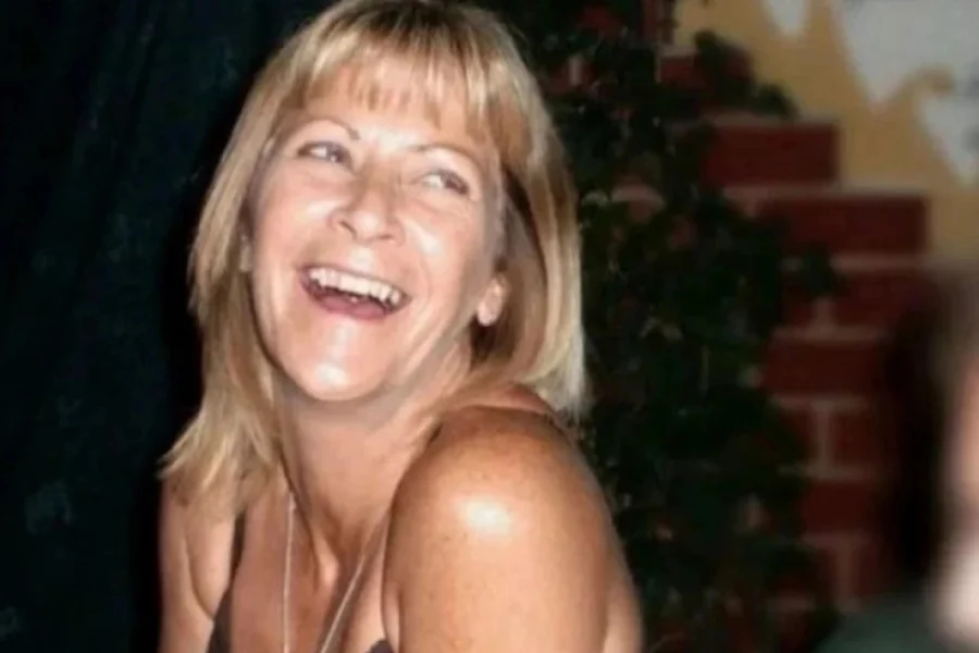 Υπόθεση Τζιν Χάνλον: Παραπομπή σε δίκη για ανθρωποκτονία με πρόθεση 16 χρόνια μετά τον θάνατό της – Κλειδί το ημερολόγιο