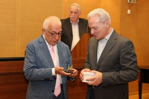 Στη συνεδρίαση του Δ.Σ. και της Εκτελεστικής Επιτροπής του Εθνικού Ιδρύματος Ερευνών & Μελετών «Ελευθέριος Κ. Βενιζέλος» ο Αλ. Καλοκαιρινός