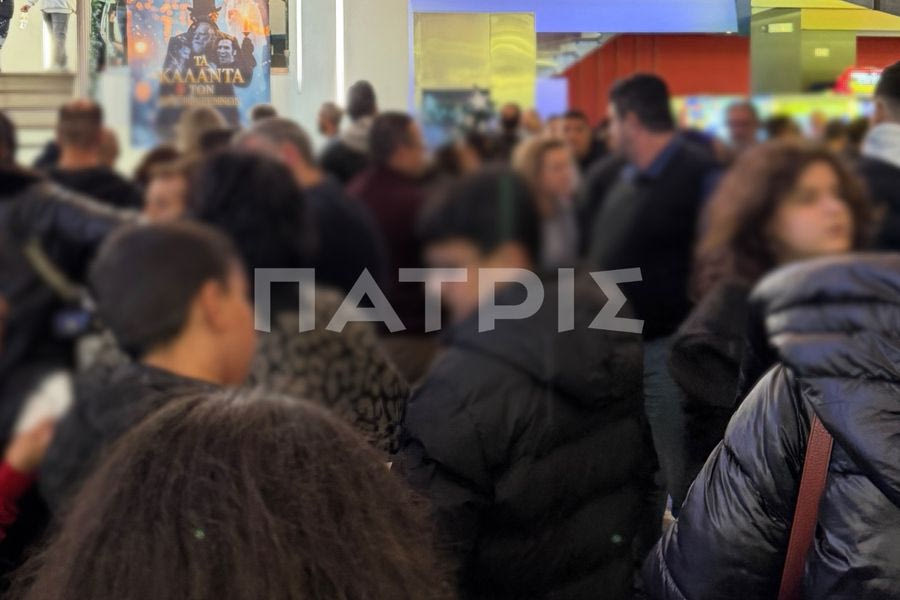 Sold out στην πρεμιέρα του “Καποδίστρια” στο Ηράκλειο
