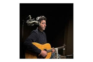 Θοδωρής Καρέλλας: Η ποίηση έχει μέσα της μουσική και μελωδία