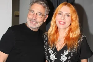 Χώρισαν μετά από 23 χρόνια σχέσης η Σμαράγδα Καρύδη και ο Θοδωρής Αθερίδης