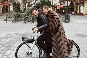 Στη Βουδαπέστη ο Χριστόφορος Παπακαλιάτης και η Κλέλια Ανδριολάτου για τα γυρίσματα της νέας σεζόν του Maestro