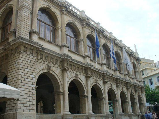 «Σκούπα» Καλοκαιρινού στις βασικές αντιδημαρχίες