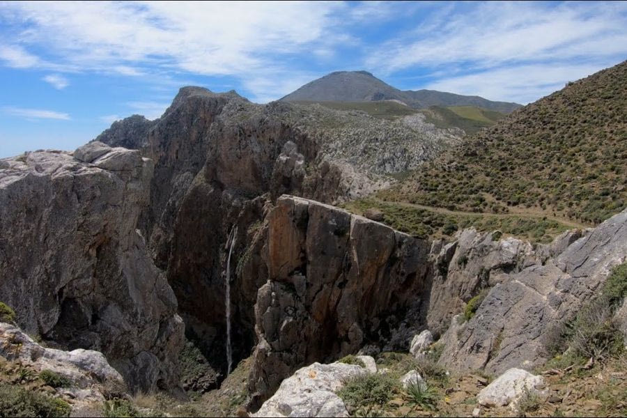 40χρονος τραυματίστηκε σε φαράγγι της Κρήτης