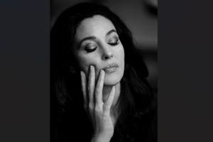 Μόνικα Μπελούτσι: Αναβάλλεται λόγω κακοκαιρίας η αθηναϊκή πρεμιέρα της ταινίας της για την Κάλλας παρουσία της ίδιας