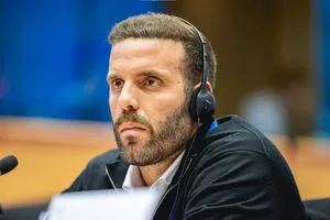 Νίκος Γιαννόπουλος: Η πρώτη δήλωση μετά την επίθεση του Νίκου Παππά – Τι αναφέρει στη μήνυσή του