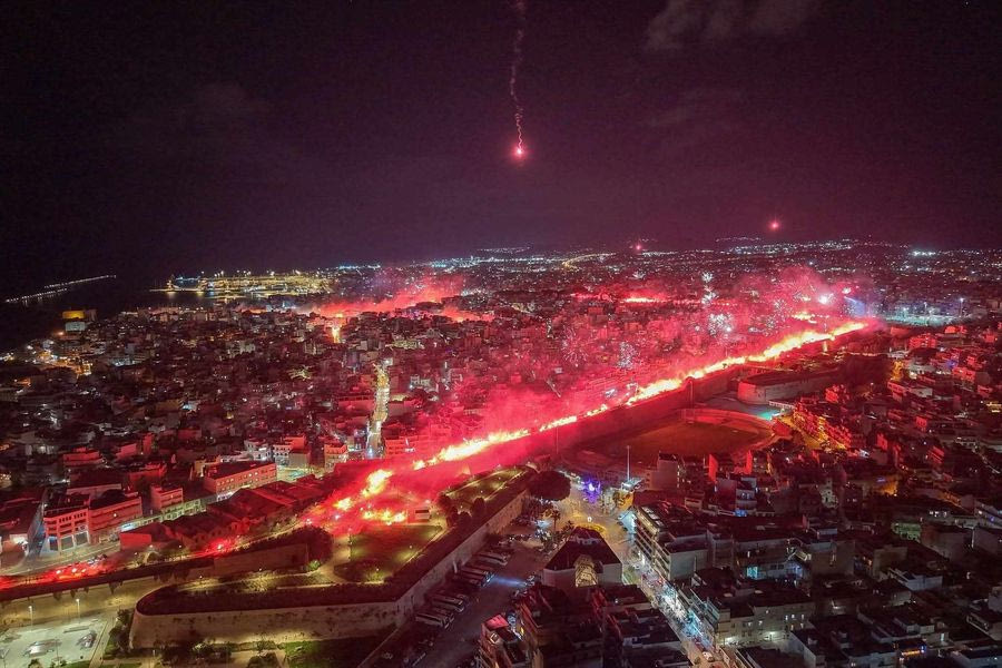 Το Ηράκλειο πήρε “φωτιά” για τα 100 χρόνια του ΟΦΗ(vid)