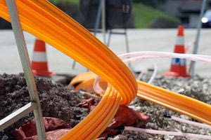 «Κίτρινη κάρτα» από τον Δήμο Ηρακλείου σε εταιρείες κατασκευής δικτύων οπτικών ινών