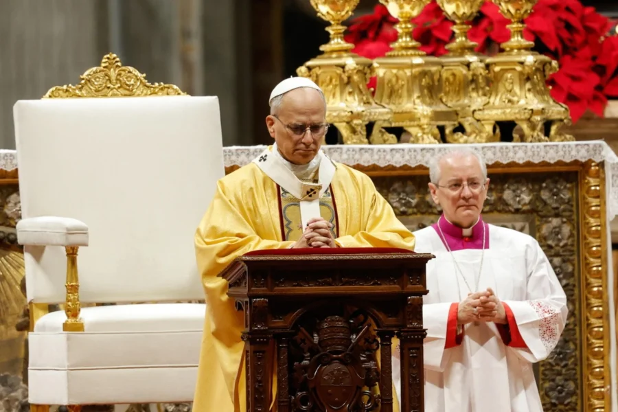 Πάπας Λέων: Η πρώτη του χριστουγεννιάτικη ευλογία με μηνύματα για Γάζα και πρόσφυγες – Ποια παράδοση αναβίωσε