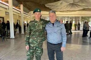 Μ. Γαλυφιανάκης: «Nα γίνει γρήγορα καλά» λέει για τον 39χρονο επιλοχία που δίνει μάχη για τη ζωή του