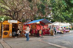 (ΦΩΤΟ) «Μύρισε» Χριστούγεννα στο κέντρο του Ηρακλείου – Έτοιμο το Χριστουγεννιάτικο χωριό