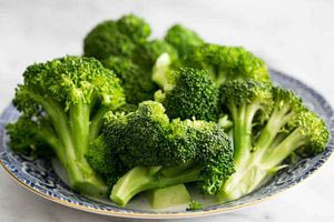 Το πράσινο λαχανικό που δουλεύει υπέρ της υγείας και της επιδερμίδας σας