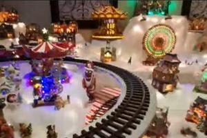 Σημείο αναφοράς στο Τορόντο το στολισμένο σπίτι ομογενών – Τι δήλωσαν