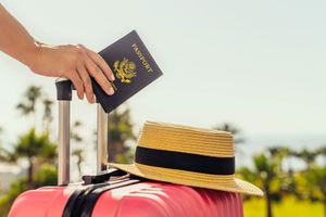 Αεροδρόμιο Καστελλίου: Αμερικανοί τουρίστες στην Κρήτη