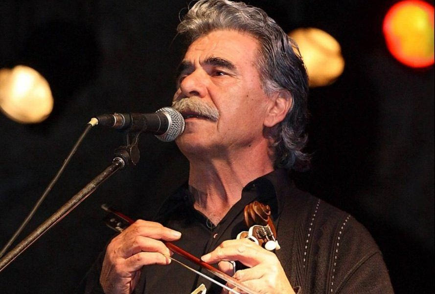 Συγκλονίζει ο Βασίλης Σκουλάς: «Ο πρώτος που χόρευε έπεσε νεκρός στην πίστα, 50 χρονών»