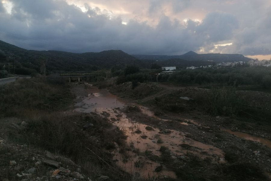 «Ανάσα» για την γη στην Κρήτη οι βροχές – Τι προβλέπεται για τις επόμενες ημέρες
