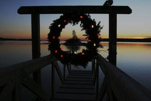 Ποιοι βιώνουν βαθύτερη μοναξιά τα Χριστούγεννα