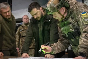 Κάλπη πάνω σε ναρκοπέδιο στην Ουκρανία: Τα σενάρια μετά τη δήλωση Ζελένσκι ότι είναι έτοιμος για εκλογές