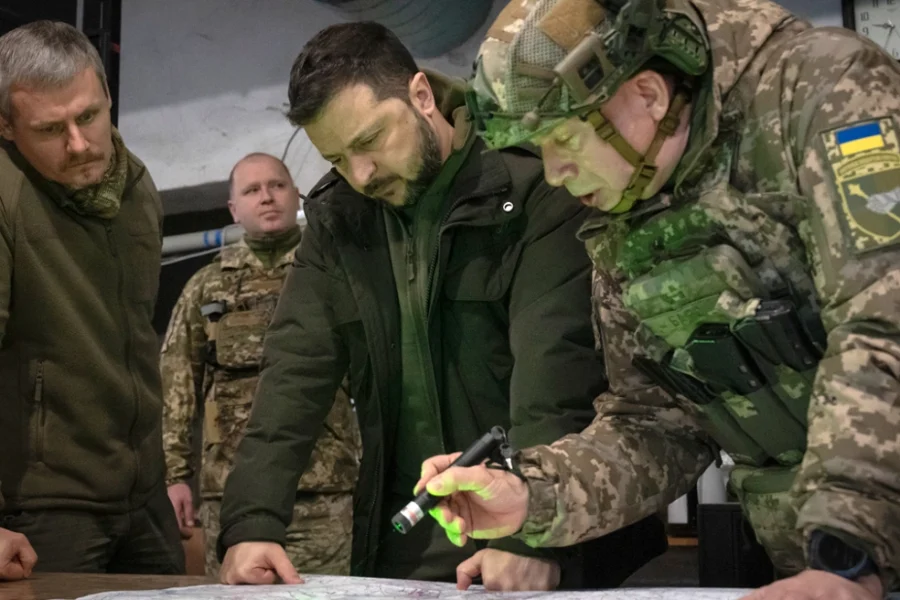 Κάλπη πάνω σε ναρκοπέδιο στην Ουκρανία: Τα σενάρια μετά τη δήλωση Ζελένσκι ότι είναι έτοιμος για εκλογές